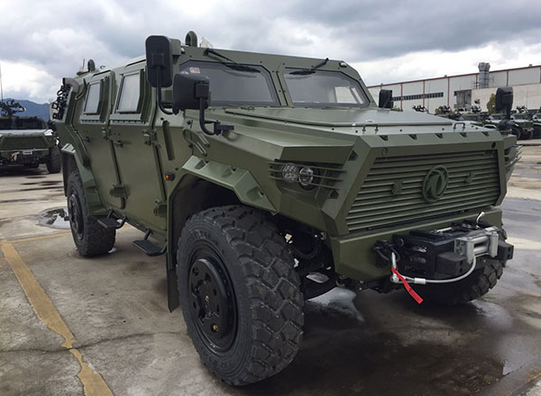 十堰東風(fēng)天錦軍車(chē)配件公司廠區(qū)實(shí)景