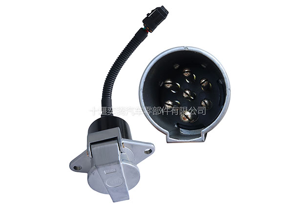 東風(fēng)猛士CSK181越野車配件24N型電連接器插座總成3730010J-C65A00