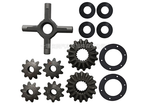 東風(fēng)EQ245差速器行星半齒十字軸錐齒輪墊圈半軸齒輪差速器十字軸